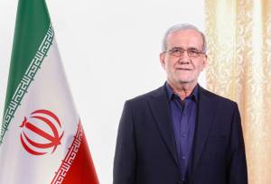 پزشکیان در مراسم ترحیم حاج محمد قمی حضور یافت