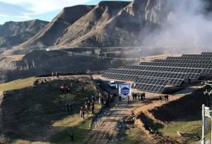 افتتاح نخستین نیروگاه خورشیدی تجمیعی ۲۰۰ کیلوواتی روستای رباط کلات 