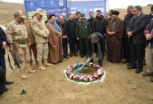 گازرسانی به زنگکان و آغاز عملیات اجرایی احیای بزرگترین معدن تیتانیوم منطقه