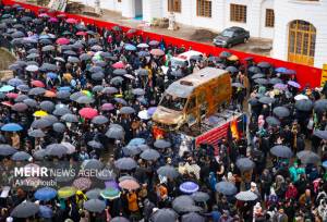 تصاویر هوایی از حضور رشتوندان در جشن تولد ۴۷ سالگی انقلاب