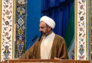 امام جمعه ایلام: ناامن شدن دانشگاه به زیان همه مردم است