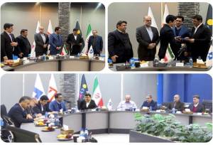 قطار تغییرات بانک مسکن در ایستگاه ناواکو