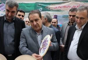 استاندار ایلام: نمایشگاه «روستاآباد» ویترین توانمندی مشاغل خانگی و صنایع‌ دستی استان است
