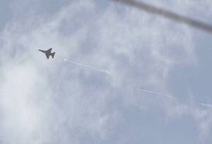 سقوط پهپاد در جنوب لبنان؛ پرواز گسترده جنگنده های اسرائیلی+فیلم