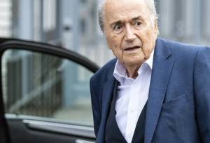 انتقاد بلاتر از ترامپ، آمریکا و اینفانتینو