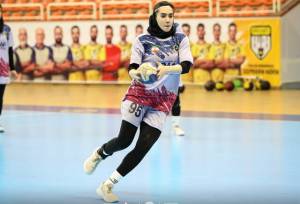 هفته دهم لیگ برتر هندبال زنان/ سنگ آهن بافق جای سپاهان را در صدر جدول گرفت