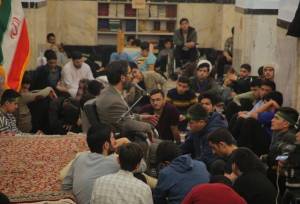 اعتکاف دانش‌آموزی در حرم رضوی؛پیوند نسل نوجوان با سیره امیرالمؤمنین(ع)