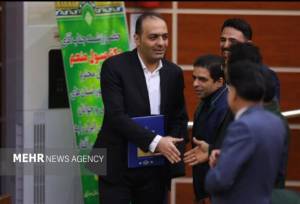  پرداخت حقوق به اردونشینان ناگویا توسط مدیرکل ورزش استان مرکزی