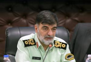 فرمانده کل انتظامی: ملت ایران با ایمان و وحدت در برابر فتنه‌ها ایستاده است