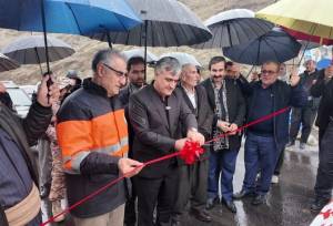 بهره‌برداری همزمان از پروژه‌های عمرانی، ورزشی و ارتباطی در سنندج