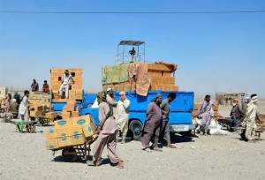 واریز بیش از ۱۰۸ میلیارد ریال عواید طرح کولبری به مرزنشینان نیمروز