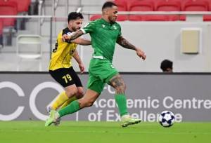 پایان بدون‌گل سپاهان و الاهلی در نیمه‌اول / گل مردود طلایی‌پوشان و پنالتی ردشده تیم قطری