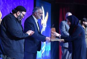 تهران، پایتخت شعر فارسی است