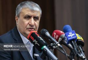 محور اصلی تقابل با دشمنان مسئله پیشرفت است