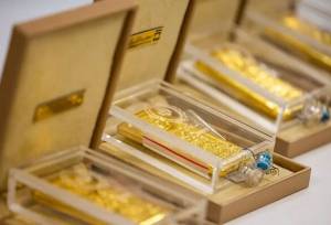 طلا در مسیر دارایی ذخیره؛ تردیدها درباره آینده دلار آمریکا