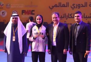 دانش‌آموز لرستانی مدال طلای لیگ جهانی کاراته وان را کسب کرد