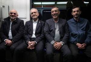 قائم پناه: همراه مردم و رئیس جمهور با مترو از راهپیمایی بازگشتیم