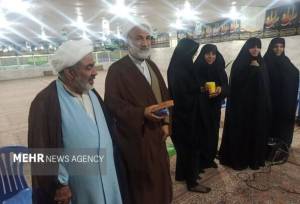 امام جمعه دشتستان: بانوان در گسترش  تربیت دینی فرزندان نقش مؤثری دارند