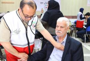 ارائه خدمات رایگان درمانی هلال احمر استان تهران به ۴۵۰ نفر در فیروزکوه