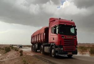 ممنوعیت تردد خودروهای سنگین در محور یزد - طبس در نوروز