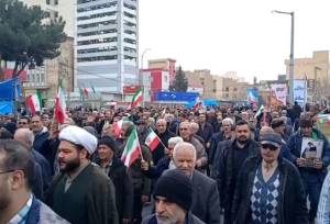 حضور پرشور مردم فردیس در راهپیمایی ۲۲ بهمن