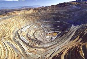 راه اندازی معادن غیر فعال زنجان زمینه اشتغال ۴ هزارنفر را فراهم می کند