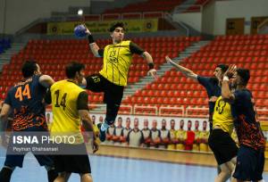 مس صدرنشین لیگ برتر هندبال مردان/ صعود استقلال به رده دوم در روز لغزش سایپا