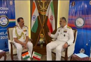 دیدار دریادار ایرانی با فرمانده نیروی دریایی هند