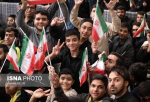 فرماندار تیران و کرون: پیشرفت نوجوانان و جوانان نیازمند انگیزه‌بخشی است