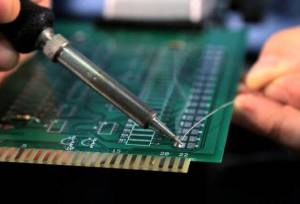 کاهش وابستگی به خارج در صنعت اتصال و لحیم‌کاری