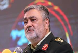 سردار اشتری: تکیه اصلی کشور بر مردم است