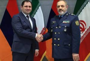 امیر نصیرزاده: اگر جنگ رخ دهد درسی فراموش‌نشدنی به دشمن خواهیم داد