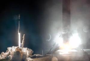 یک فالکون ۹ برای سی و سومین بار به فضا پرتاب شد