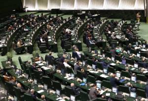 تعیین حق امتیاز صدور پروانه فعالیت هوش مصنوعی