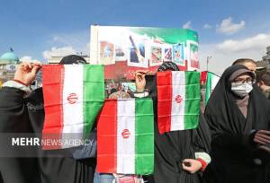 حضور گسترده و پرشور سمنانی‌ها در راهپیمایی ۲۲ بهمن