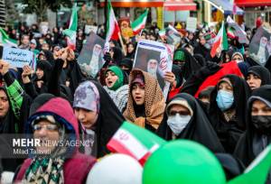 قاب های ماندگار از حضور حماسی فومنی ها در ۲۲ بهمن