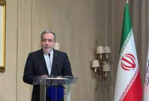 عراقچی: رمز قدرت ایران «نه» گفتن به زور و دفاع از استقلال است