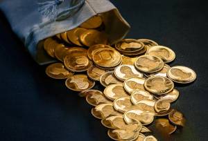 ریزش طلا و سکه در اولین روز کاری هفته