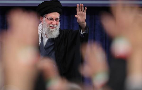 تعیین نتیجه مذاکره قبل از توافق ابلهانه است