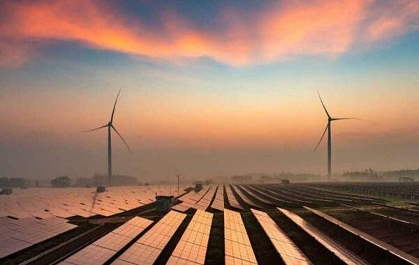 سرمایه گذاری ۵۵۰ میلیون دلاری در تجدیدپذیر ها