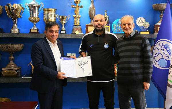 سرمربی جدید استقلال حکمش را گرفت+عکس