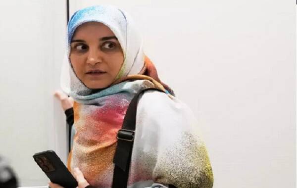 «مهدیه اسفندیاری» به یک سال زندان محکوم شد