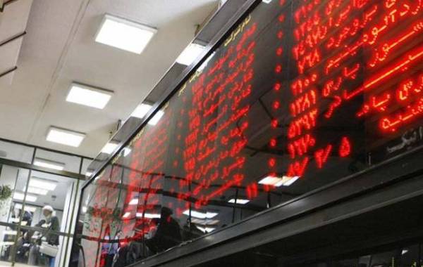 بورس تهران در بن‌بست متغیرهای بیرونی