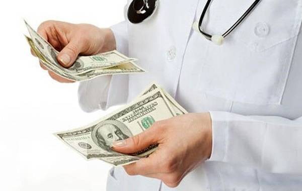 زیرمیزی نتیجه تعرفه‌های غیرواقعی است