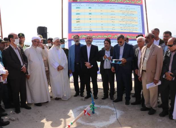 بهسازی و لایروبی بندرصیادی رمچاه آغاز شد