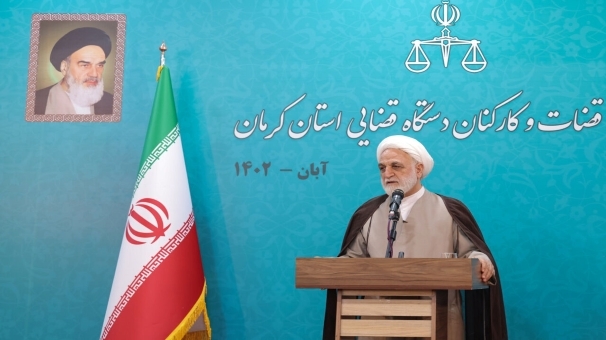هیچ ابایی از برخورد با فساد و مفسد نداریم