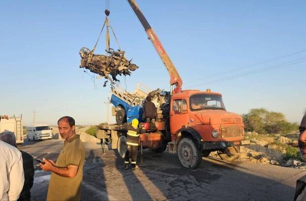 تصادف در دیر ۴ فوتی داشت؛ برخورد رخ به‌رخ و آتش‌سوزی خودروها