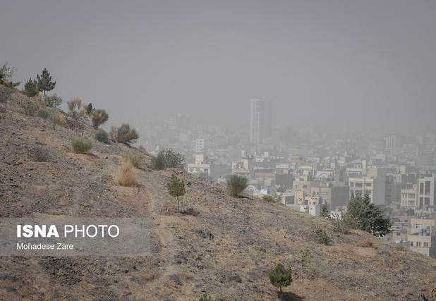 تداوم آلودگی هوا تا ظهر یکشنبه/ روند افزایشی دما در خراسان‌رضوی