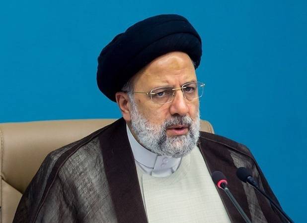 رئیسی: افراد ناکارآمد را کنار بگذارید