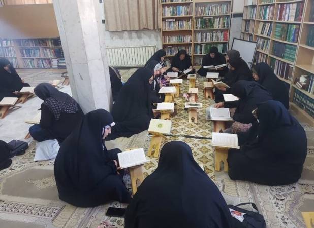 محفل «زندگی با آیه‌ها» در کامیاران برپا شد